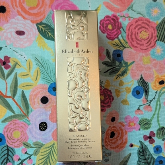 Elizabeth Arden Advanced Ceramide Capsules - Picture 1 of 5